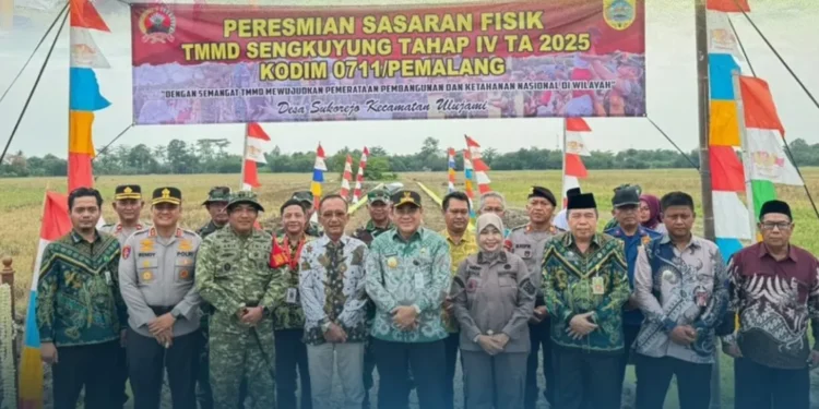 Upacara Penutupan TMMD Sengkuyung Tahap IV Tahun Anggaran 2025 Kodim 0711/Pemalang