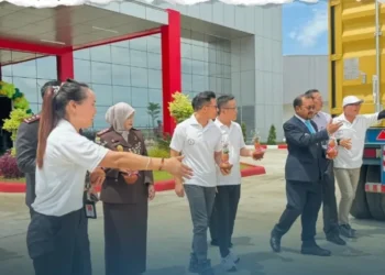 Kajari Hadiri First Shipment PT. Longwell International