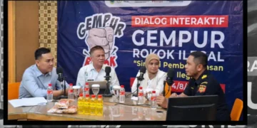 Dialog Interaktif Dengan Tema “Gempur Rokok Ilegal” Radio DeBest Pemalang