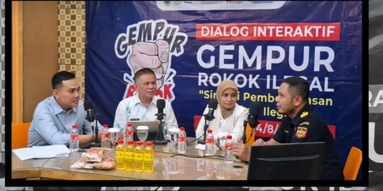 Dialog Interaktif Dengan Tema “Gempur Rokok Ilegal” Radio DeBest Pemalang