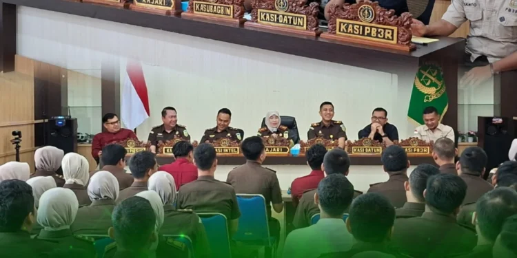 Rapat Staf Paripurna Pegawai Kejaksaan Negeri Pemalang