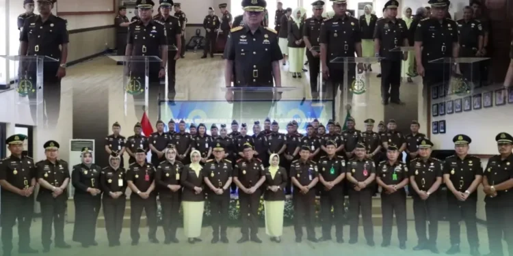 Pelantikan dan Pengambilan Sumpah Jabatan Pejabat Eselon II dan III di wilayah Kejaksaan Tinggi Jawa Tengah